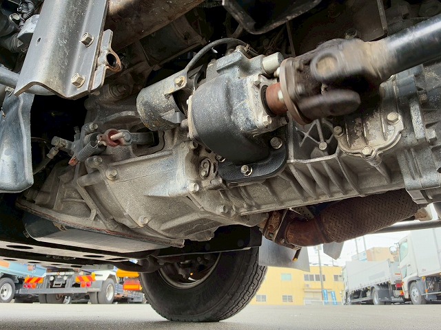 K-2136 BKG-NKR85AN 保証対象車両 H23 いすゞ エルフ 圧縮式塵芥車 標準幅 ショート 新明和工業 プレス式 押し出し排出 連続作動車 スイッチ 汚水タンク 2t 6.5t 小型 特装車 清掃車(63枚目)