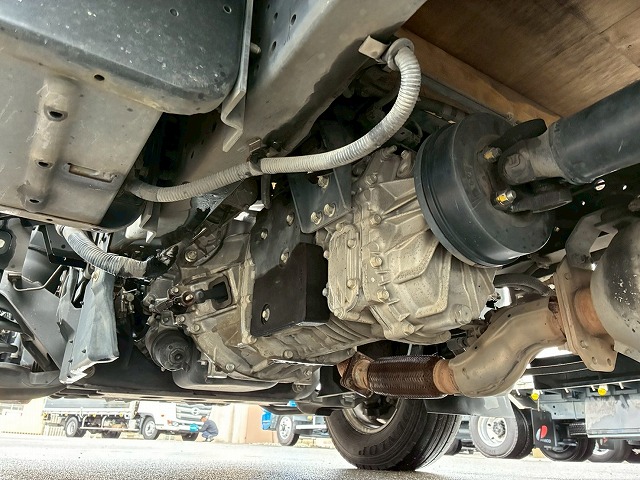 2079 ワイド 超ロング 5Mボディ 3トン積載 6速MT　☆桜の蕾がほころぶ頃にご成約いただきました☆　京都府（61枚目）