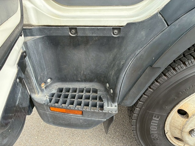 2149 TKG-FRR90S2 H26 いすゞ フォワード 冷蔵冷凍車 格納式パワーゲート フルキャブ/ベッド付き 東プレ -30℃低温設定 格納式パワーゲート PG 左サイド扉 6速 MT マニュアル 4t 8t 中型 冷凍バン 箱車(63枚目)