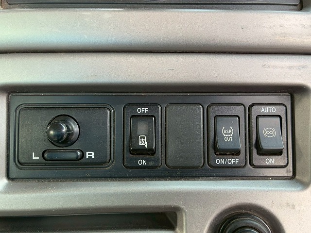 K-2128 QPG-CD5ZA  車検付 令和8年11月迄 H27 UDトラックス クオン 4段クレーン ラジコン フックイン TADANO タダノ 永久磁石式リターダ 7速 MT マニュアル 10t 25t 大型 ユニック車 カーゴクレーン（63枚目）