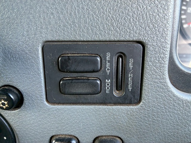 2159 QKG-FK72FZ 保証対象車両 車検付 令和8年12月迄 H27 三菱ふそう 増トンファイター コンクリートミキサー車 新明和工業 6.3立米 ショートキャブ/ベッドレス 240馬力 6速 MT マニュアル 8トン積載 8t 15t 中型 増トン コンクリ作業車(63枚目)