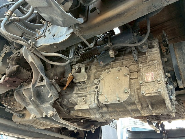 2177 2KG-FD2ABA  R2 レンジャー アルミブロック フルキャブ/ベッド付き 6200 標準幅 リーフサスペンション 5方開アオリ ハイブロック プロシフト AT セミオートマ 4t 8t 中型 平ボディ キャブオーバー（62枚目）