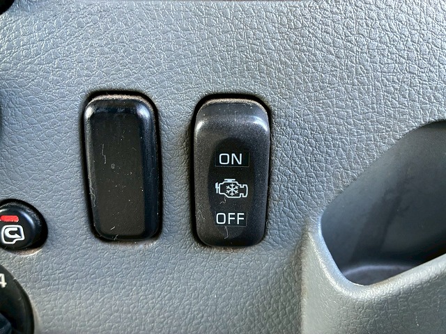 2159 QKG-FK72FZ 保証対象車両 車検付 令和8年12月迄 H27 三菱ふそう 増トンファイター コンクリートミキサー車 新明和工業 6.3立米 ショートキャブ/ベッドレス 240馬力 6速 MT マニュアル 8トン積載 8t 15t 中型 増トン コンクリ作業車(64枚目)