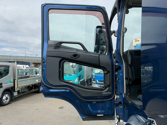 K-2140 2PG-FS74HZ H30 三菱ふそう スーパーグレート アルミウイング ワンオーナー 8×4 4軸低床2デフ 後輪エアサス パブコ エアロパーツ エアロ仕様 13.8トン積載 394馬力 シフトパイロット AT 10t 25t 大型 パネルウイング（65枚目）