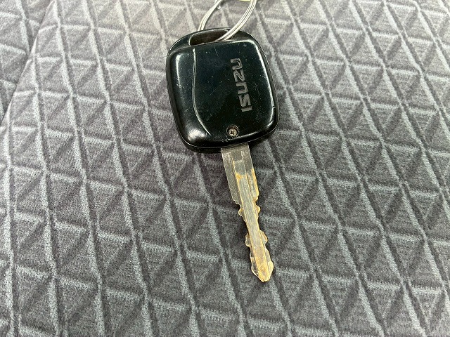 2079 ワイド 超ロング 5Mボディ 3トン積載 6速MT　☆桜の蕾がほころぶ頃にご成約いただきました☆　京都府（65枚目）