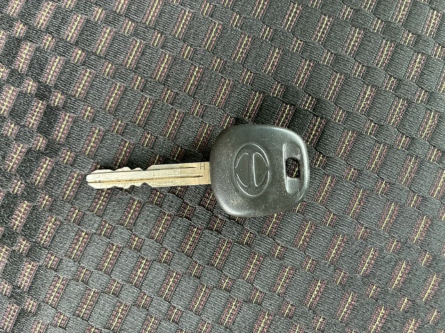 2080 2PG-FD2ABA  H30 日野 レンジャー アルミブロック フルキャブ ベッド付き 6200 フルワイド トランテックス 3.6トン積載 6速 MT マニュアル 4t 8t 中型 平ボディ（65枚目）