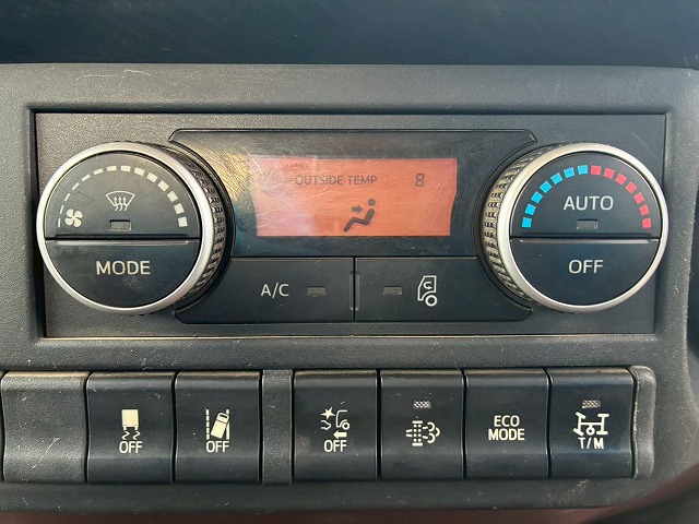 K-2117 2KG-FE2ABA  保証対象車両 H30 日野 増トンレンジャー 4段クレーン ワンオーナー フルキャブ/ベッド付き 古河ユニック UNIC 2.93t ラジコン フックイン 角足アウトリガー ジャッキ 240馬力 6速 MT マニュアル 7t 8t 14t 中型 大型 カーゴクレーン（67枚目）