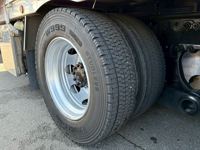 2174 QPG-FW1EXEG  H29 日野 プロフィア アルミウイング ハイルーフ 8×4 4軸低床2デフ 後輪エアサス 永久磁石式リターダ 背高 380馬力 E13C プロシフト AT セミオートマ 10t 25t 大型 バン 箱車（64枚目）