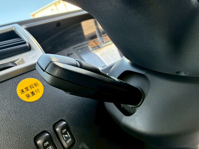 K-2148 2KG-FK62FZ 保証対象車両 R5 三菱ふそう 増トンファイター 4段セルフクレーン フルキャブ/ベッド付き 古河ユニック UNIC ラジコン フックイン ハイジャッキ ロングジャッキ アルミブロック 240馬力 6速 MT マニュアル 7.5t 14t 中型 大型 回送車 重機運搬車(66枚目)