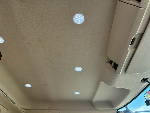 K2107 2KG-FD2ABA 保証対象車両 車検付 令和8年11月迄 H29 日野 レンジャー 4段クレーン ワンオーナー フルキャブ/ベッド付き 古河ユニック UNIC ラジコン フックイン 角足アウトリガー 6速 MT マニュアル 4t 8t 中型 カーゴクレーン（69枚目）