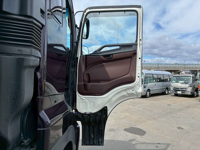 K-2160 2DG-FS1AGA  車検付 令和9年3月迄 R2 日野 プロフィア ダンプ ワンオーナー 6×4 3軸2デフ 永久磁石式リターダ 新明和工業 380馬力 7速 MT マニュアル 10t 20t 大型 土砂ダンプ（68枚目）