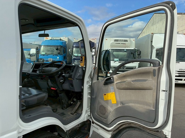 2101 ローダーダンプ 3.6トン積載 155馬力 スライドダンプ 重機運搬車　☆桜の蕾が小さい頃にご成約いただきました☆　静岡県（65枚目）