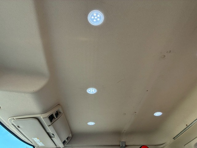 K2107 2KG-FD2ABA 保証対象車両 車検付 令和8年11月迄 H29 日野 レンジャー 4段クレーン ワンオーナー フルキャブ/ベッド付き 古河ユニック UNIC ラジコン フックイン 角足アウトリガー 6速 MT マニュアル 4t 8t 中型 カーゴクレーン（70枚目）