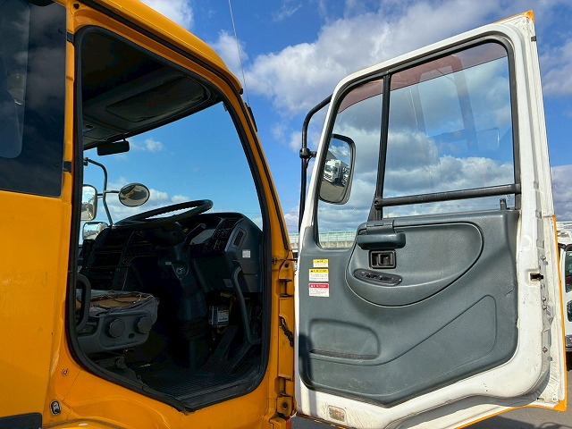 2102 KL-CG55K  車検付 令和8年8月迄 H16 日産ディーゼル UDトラックス ビッグサム セーフティローダー 8×4 4軸低床2デフ リーフサスペンション 花見台 ウインチ ラジコン 400馬力 RH8 V8型 生エンジン 7速 MT マニュアル 10t 25t 大型 セルフ 重機運搬車 回送車（67枚目）