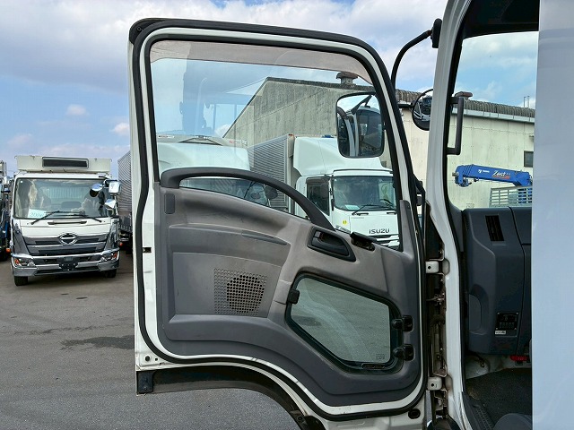 K-2113 TKG-FRR90S2  保証対象車両 車検付 令和9年2月迄 H26 いすゞ フォワード 4段クレーン ワンオーナー タダノ TADANO ラジコン フックイン 210馬力 6速 MT マニュアル 4t 8t 中型 ユニック車 カーゴクレーン（70枚目）