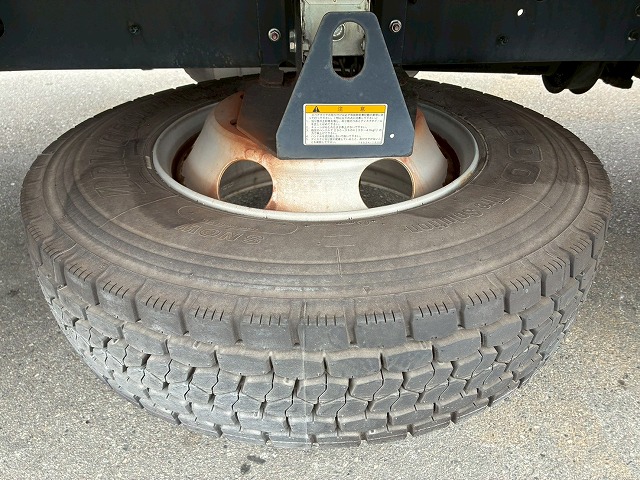 2100 2PG-FD2ABG ☆★ハイルーフ!★後輪エアサス!★☆ ◆6200×フルワイド!◆内高:242cm!◆ ◎2.7トン積載!◎240馬力!◎6速MT!◎ 成約! 神奈川県(69枚目)