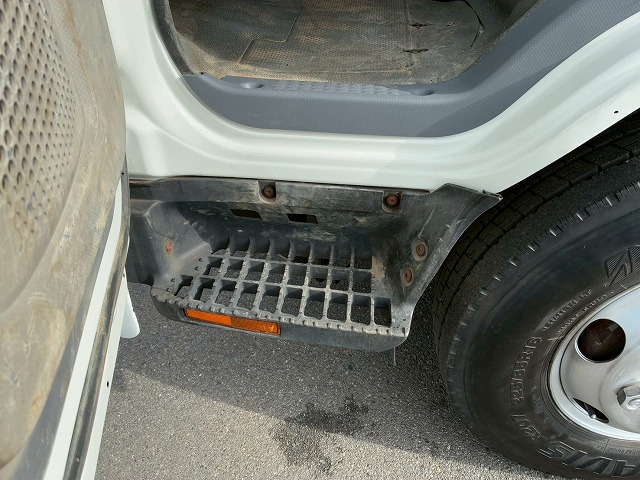 2101 ローダーダンプ 3.6トン積載 155馬力 スライドダンプ 重機運搬車　☆桜の蕾が小さい頃にご成約いただきました☆　静岡県（68枚目）