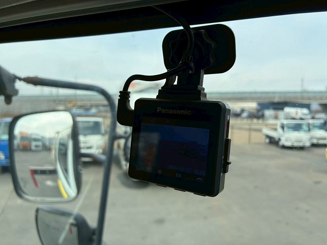 K-2117 2KG-FE2ABA  保証対象車両 H30 日野 増トンレンジャー 4段クレーン ワンオーナー フルキャブ/ベッド付き 古河ユニック UNIC 2.93t ラジコン フックイン 角足アウトリガー ジャッキ 240馬力 6速 MT マニュアル 7t 8t 14t 中型 大型 カーゴクレーン（71枚目）