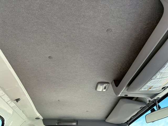 2133 2RG-NMR88R 保証対象車両 R3 いすゞ エルフ 4段クレーン ハイキャブ ショート 10尺ボディ 3トン積載 古河ユニック UNIC ラジコン フックイン 150馬力 6速 MT マニュアル 3t 7t 小型 ユニック車 カーゴクレーン(71枚目)