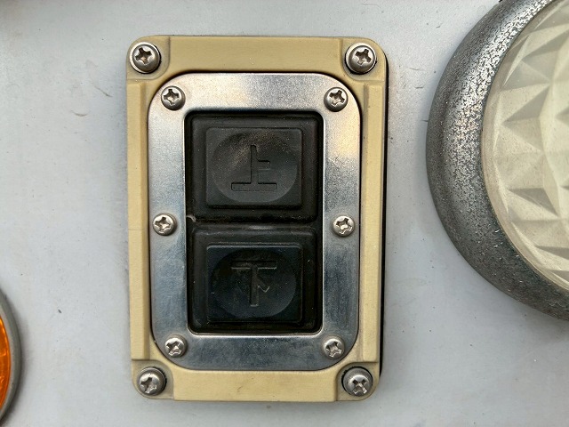 2174 QPG-FW1EXEG  H29 日野 プロフィア アルミウイング ハイルーフ 8×4 4軸低床2デフ 後輪エアサス 永久磁石式リターダ 背高 380馬力 E13C プロシフト AT セミオートマ 10t 25t 大型 バン 箱車（69枚目）