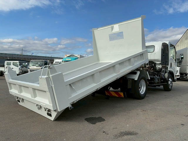 2101 ローダーダンプ 3.6トン積載 155馬力 スライドダンプ 重機運搬車　☆桜の蕾が小さい頃にご成約いただきました☆　静岡県（8枚目）