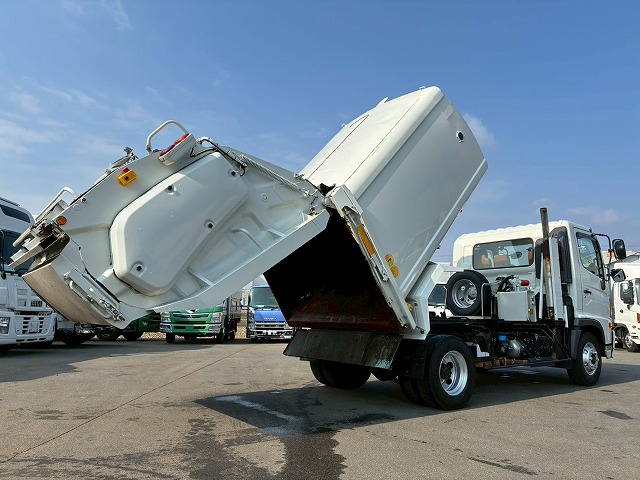 2118 連続作動車 汚水タンク 巻き込み式 ダンプ排出 清掃車 ごみ収集車　☆卒業式の多い時期にご成約いただきました☆　岡山県（9枚目）