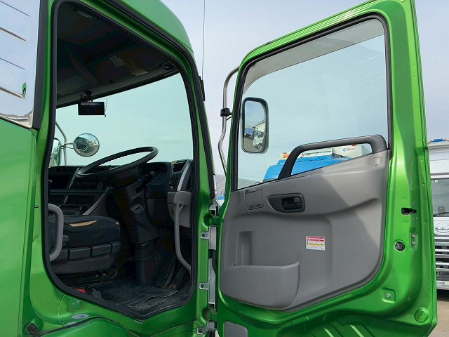 K-2128 QPG-CD5ZA  車検付 令和8年11月迄 H27 UDトラックス クオン 4段クレーン ラジコン フックイン TADANO タダノ 永久磁石式リターダ 7速 MT マニュアル 10t 25t 大型 ユニック車 カーゴクレーン（72枚目）