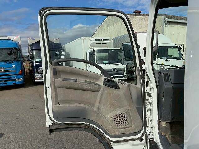 2101 ローダーダンプ 3.6トン積載 155馬力 スライドダンプ 重機運搬車　☆桜の蕾が小さい頃にご成約いただきました☆　静岡県（69枚目）