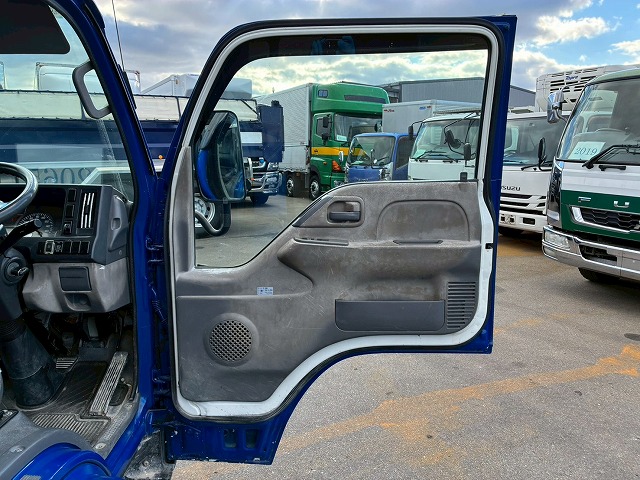 2065 BKG-NKR85N  ☆★車検付！★3トン積載！★☆ ◆KYB製・2.5立米！◆電動ホッパー！◆  ◎6速マニュアル！◎150馬力ターボ！◎　ご成約★　香川県（70枚目）