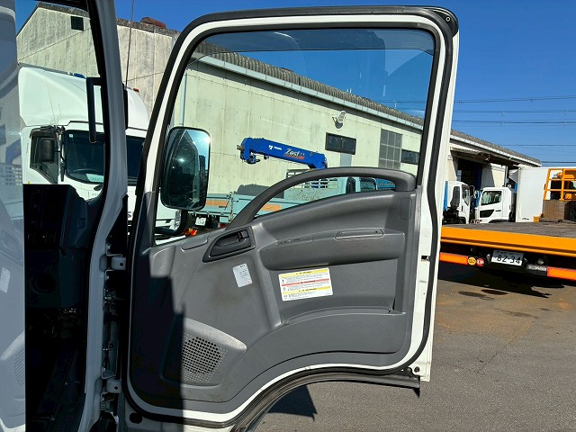 2133 2RG-NMR88R 保証対象車両 R3 いすゞ エルフ 4段クレーン ハイキャブ ショート 10尺ボディ 3トン積載 古河ユニック UNIC ラジコン フックイン 150馬力 6速 MT マニュアル 3t 7t 小型 ユニック車 カーゴクレーン(74枚目)