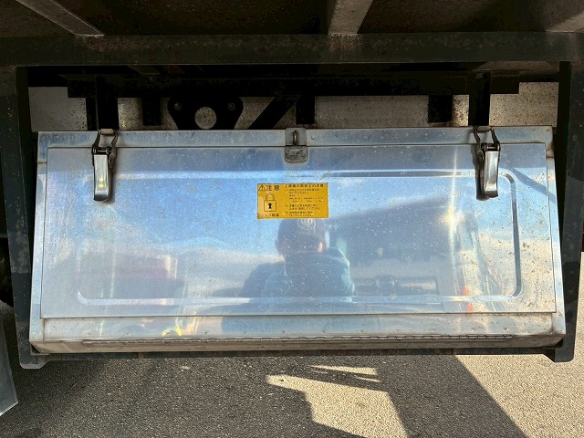 2146 TKG-FD7JKAG  H24 日野 レンジャー 冷蔵冷凍車 フルキャブ/ベッド付き 後輪エアサス 東芝 TOSHIBAキャリア -30℃低温設定 スタンバイ装置 キーストンフロア ジョロダーレール 6速 MT マニュアル 4t 8t 中型 冷凍バン チルド（73枚目）