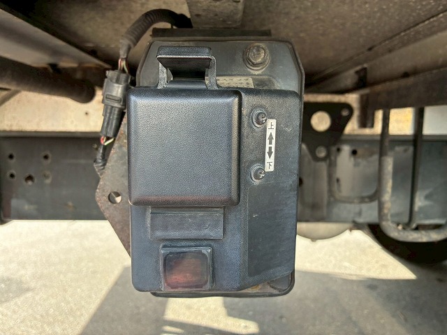 2146 TKG-FD7JKAG  H24 日野 レンジャー 冷蔵冷凍車 フルキャブ/ベッド付き 後輪エアサス 東芝 TOSHIBAキャリア -30℃低温設定 スタンバイ装置 キーストンフロア ジョロダーレール 6速 MT マニュアル 4t 8t 中型 冷凍バン チルド（74枚目）