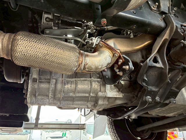 2100 2PG-FD2ABG ☆★ハイルーフ!★後輪エアサス!★☆ ◆6200×フルワイド!◆内高:242cm!◆ ◎2.7トン積載!◎240馬力!◎6速MT!◎ 成約! 神奈川県(76枚目)