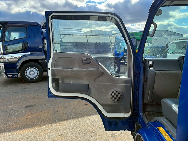 2065 BKG-NKR85N  ☆★車検付！★3トン積載！★☆ ◆KYB製・2.5立米！◆電動ホッパー！◆  ◎6速マニュアル！◎150馬力ターボ！◎　ご成約★　香川県（74枚目）