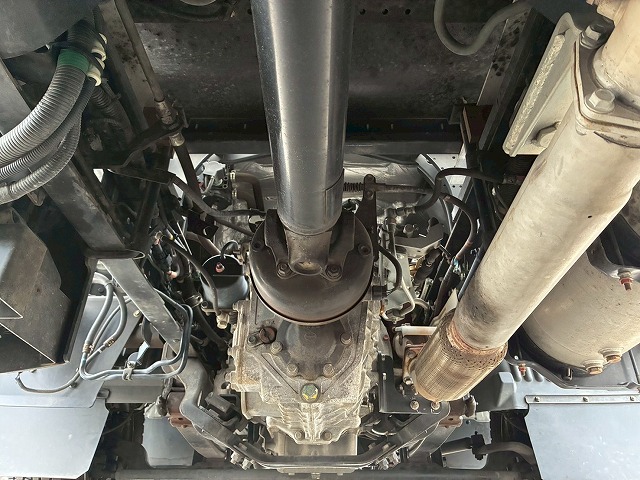 2100 2PG-FD2ABG ☆★ハイルーフ!★後輪エアサス!★☆ ◆6200×フルワイド!◆内高:242cm!◆ ◎2.7トン積載!◎240馬力!◎6速MT!◎ 成約! 神奈川県(78枚目)