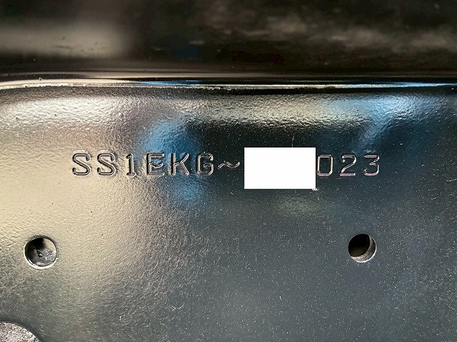 K-2111 2DG-SS1EKGG  検切れナンバー付き H30 日野 プロフィア トラクターヘッド ワンオーナー ハイルーフ 6×4 3軸2デフ 後輪エアサス 永久磁石式リターダ 450馬力 7速MT マニュアル 10t 53t 大型 牽引 2デフヘッド ダブルデフ（81枚目）