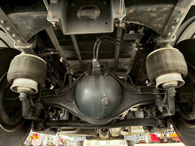 2100 2PG-FD2ABG ☆★ハイルーフ!★後輪エアサス!★☆ ◆6200×フルワイド!◆内高:242cm!◆ ◎2.7トン積載!◎240馬力!◎6速MT!◎ 成約! 神奈川県(80枚目)