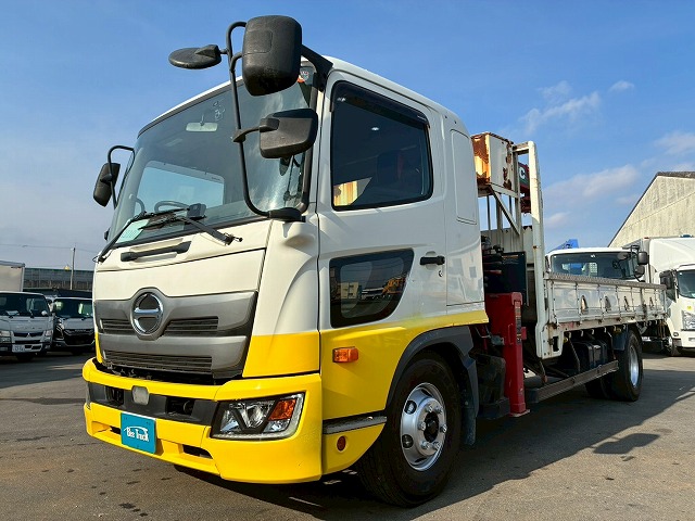 K2107 2KG-FD2ABA 保証対象車両 車検付 令和8年11月迄 H29 日野 レンジャー 4段クレーン ワンオーナー フルキャブ/ベッド付き 古河ユニック UNIC ラジコン フックイン 角足アウトリガー 6速 MT マニュアル 4t 8t 中型 カーゴクレーン（11枚目）