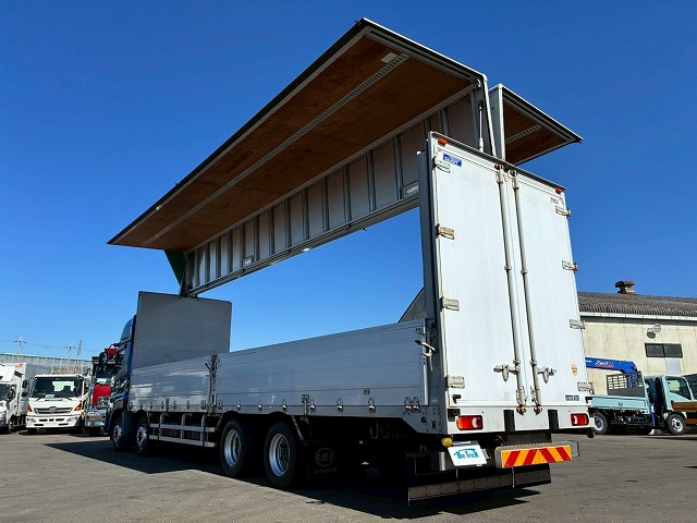 2122 2PG-CG5CA  H29 UDトラックス クオン アルミウイング ハイルーフ 8×4 4軸低床2デフ 後輪エアサス 日本トレクス エスコットⅥ AT 390馬力 10t 25t 大型 バン 箱車（9枚目）