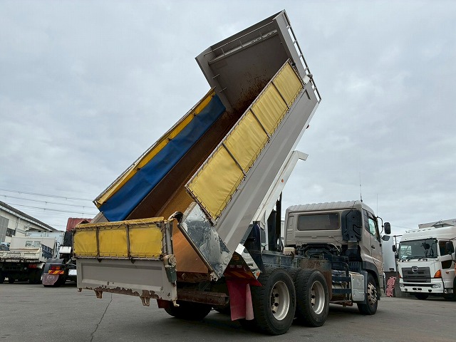 2099 2PG-CW5AL  ★車検付！令和9年2月迄★ワンオーナー！★ ◆6×4！3軸2デフ◆永久磁石式リターダ！◆  ◎カスタム仕様！◎新明和製・額縁アオリ！◎　成約！島根県（9枚目）