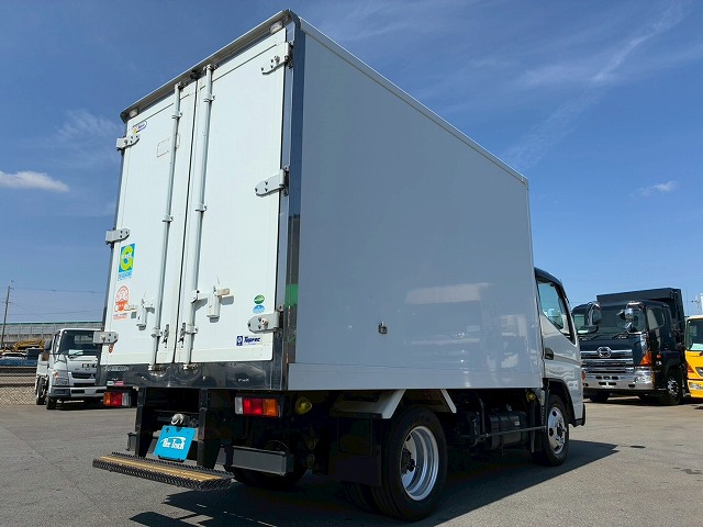 2167 TPG-FBA50 H29 キャンター 冷蔵冷凍車 -30℃低温設定 標準幅 ショート 10尺ボディ 左サイド扉 5トン限定・準中型免許 5速 MT マニュアル 2t 5t 小型 冷凍バン 箱車（9枚目）