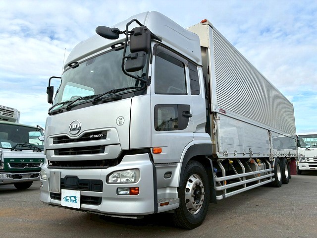 2071 QKG-CD5ZA  H26 UDトラックス クオン アルミウイング 6×2 3軸1デフ 後輪エアサス 日本フルハーフ ラッシング スタンション 380馬力 エスコット AT 10t 25t 大型 バン 箱車（10枚目）
