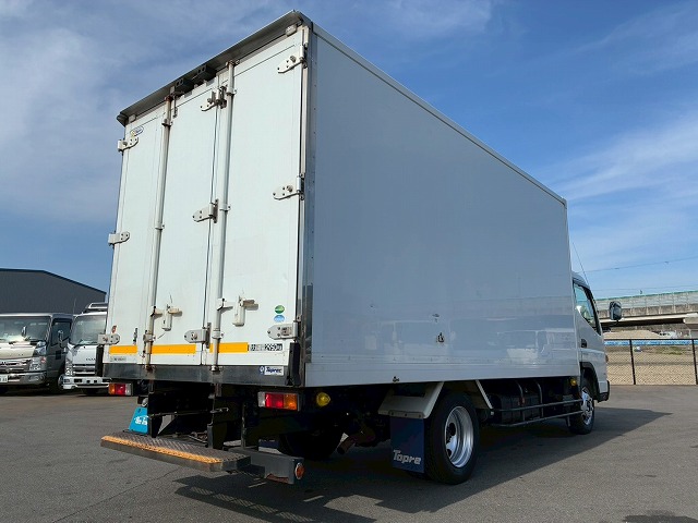 2168 TPG-FEB50 保証対象車両 三菱ふそう キャンター 冷蔵冷凍車 ワイド ロング 東プレ -30℃低温設定 R404A 2室 可動式仕切り板 左サイド扉 3トン積載 3t 7t 小型 冷凍バン 箱車(10枚目)