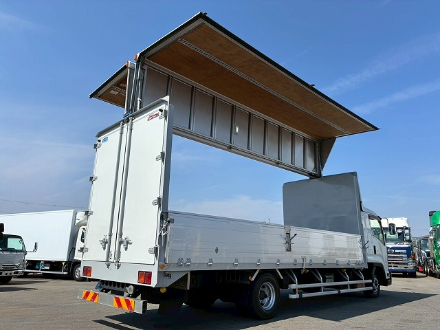 2179 TKG-FRR90T2  車検付 令和8年10月迄 H27 いすゞ フォワード アルミウイング フルキャブ/ベッド付き 6200 フルワイド 後輪エアサス 日本フルハーフ 240馬力 6速マニュアル MT 4t 8t 中型 バン 箱車（10枚目）