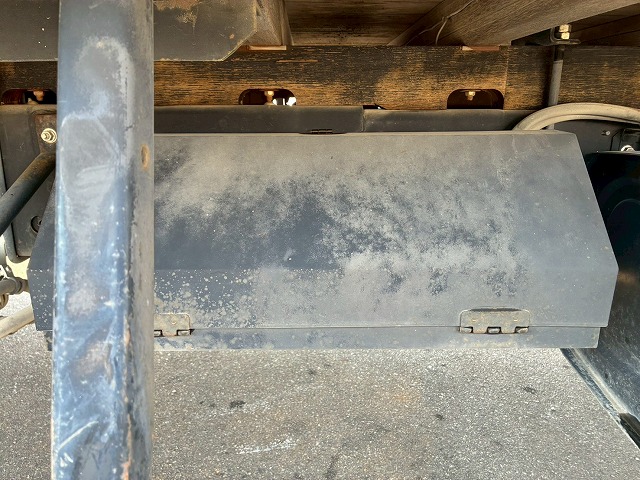 K2107 2KG-FD2ABA 保証対象車両 車検付 令和8年11月迄 H29 日野 レンジャー 4段クレーン ワンオーナー フルキャブ/ベッド付き 古河ユニック UNIC ラジコン フックイン 角足アウトリガー 6速 MT マニュアル 4t 8t 中型 カーゴクレーン（85枚目）