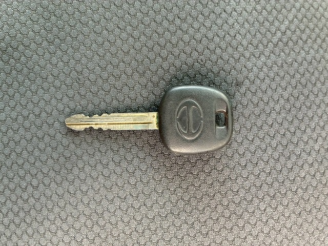 2146 TKG-FD7JKAG  H24 日野 レンジャー 冷蔵冷凍車 フルキャブ/ベッド付き 後輪エアサス 東芝 TOSHIBAキャリア -30℃低温設定 スタンバイ装置 キーストンフロア ジョロダーレール 6速 MT マニュアル 4t 8t 中型 冷凍バン チルド（81枚目）