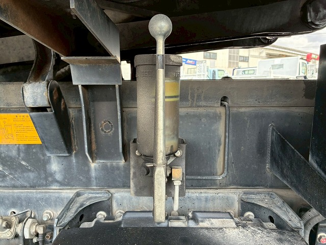 K-2160 2DG-FS1AGA  車検付 令和9年3月迄 R2 日野 プロフィア ダンプ ワンオーナー 6×4 3軸2デフ 永久磁石式リターダ 新明和工業 380馬力 7速 MT マニュアル 10t 20t 大型 土砂ダンプ（84枚目）