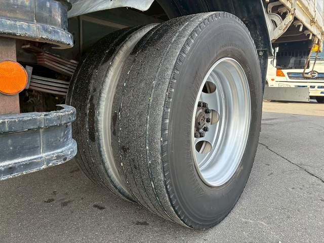 K-2117 2KG-FE2ABA  保証対象車両 H30 日野 増トンレンジャー 4段クレーン ワンオーナー フルキャブ/ベッド付き 古河ユニック UNIC 2.93t ラジコン フックイン 角足アウトリガー ジャッキ 240馬力 6速 MT マニュアル 7t 8t 14t 中型 大型 カーゴクレーン（85枚目）