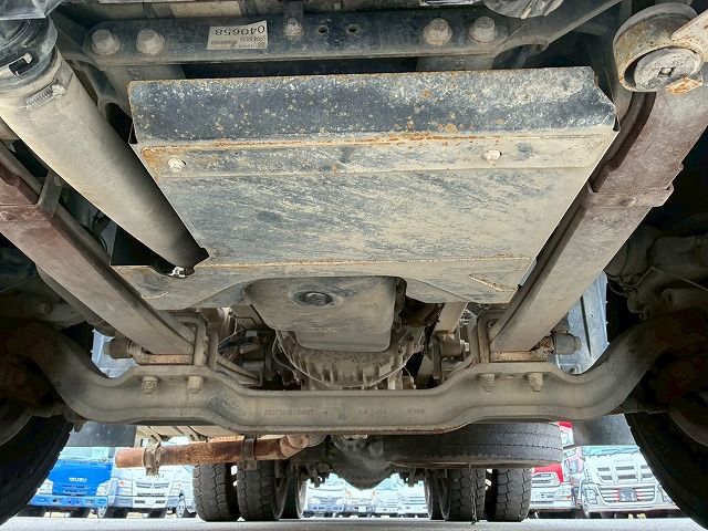 2099 2PG-CW5AL  ★車検付！令和9年2月迄★ワンオーナー！★ ◆6×4！3軸2デフ◆永久磁石式リターダ！◆  ◎カスタム仕様！◎新明和製・額縁アオリ！◎　成約！島根県（83枚目）