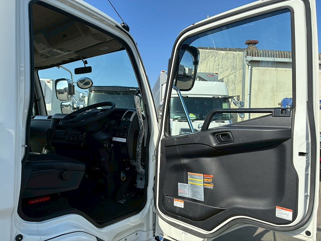 K-2148 2KG-FK62FZ 保証対象車両 R5 三菱ふそう 増トンファイター 4段セルフクレーン フルキャブ/ベッド付き 古河ユニック UNIC ラジコン フックイン ハイジャッキ ロングジャッキ アルミブロック 240馬力 6速 MT マニュアル 7.5t 14t 中型 大型 回送車 重機運搬車(85枚目)